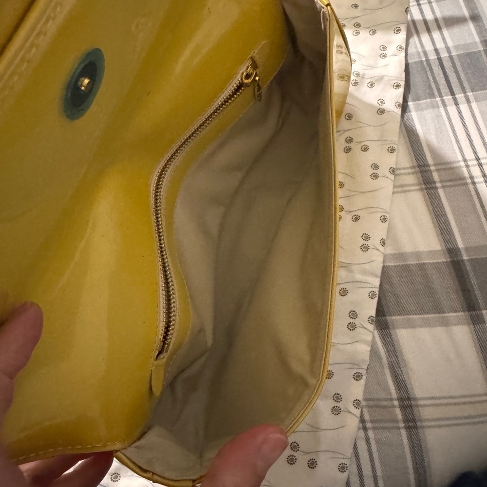 Louis Vuitton Yellow Designer Clutch - Picture 8 of 9